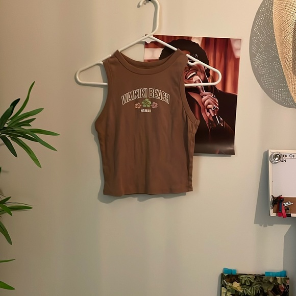 brown “waikiki beach” tank top - Picture 1 of 2